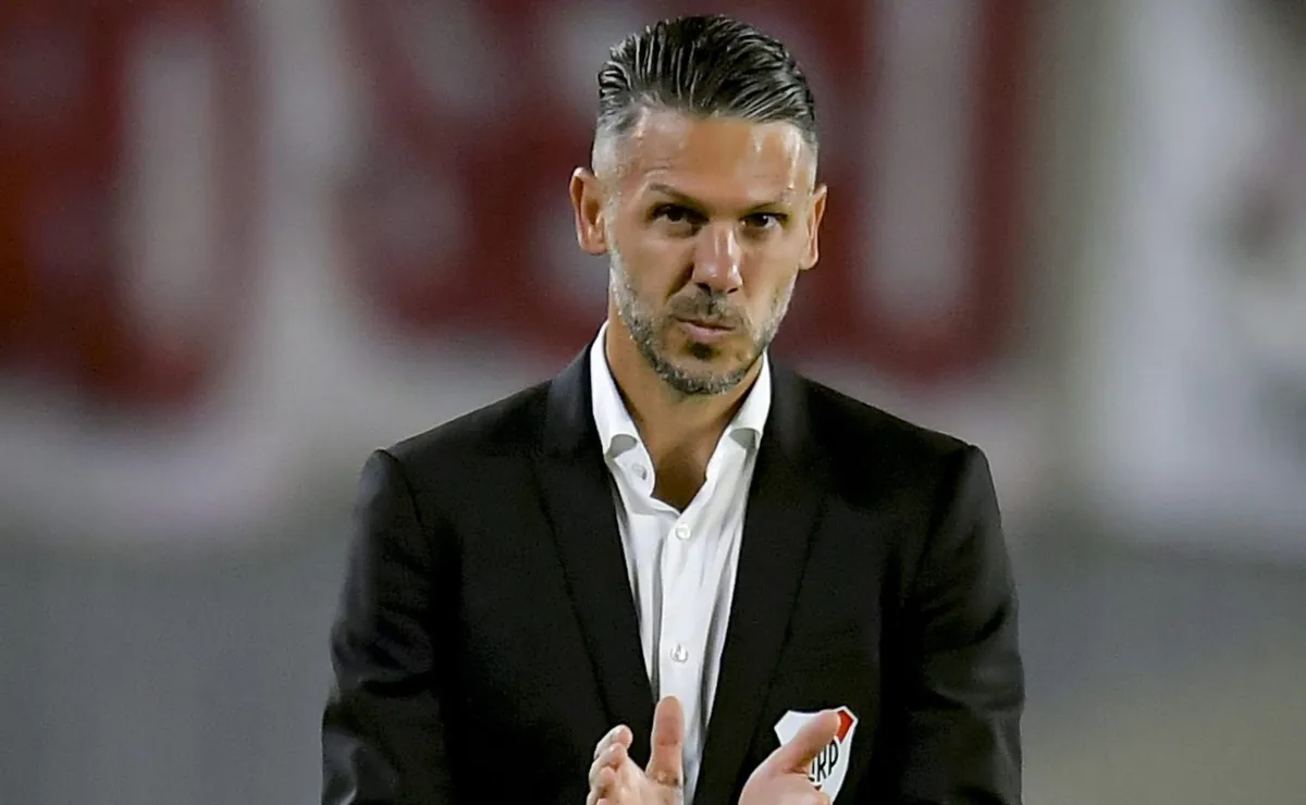 El DT de River piensa el sistema táctico a utilizar en Brasil