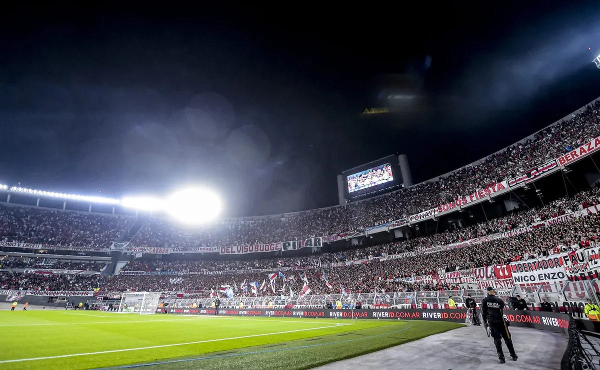 BUENOS AIRES, ARGENTINA - APRIL 23: General view of Estadio Más Monumental Antonio Vespucio Liberti prior a Liga Profesional 2023 match between River Plate and Independiente at Estadio Más Monumental Antonio Vespucio Liberti on April 23, 2023 in Buenos Aires, Argentina. (Photo by Marcelo Endelli/Getty Images)