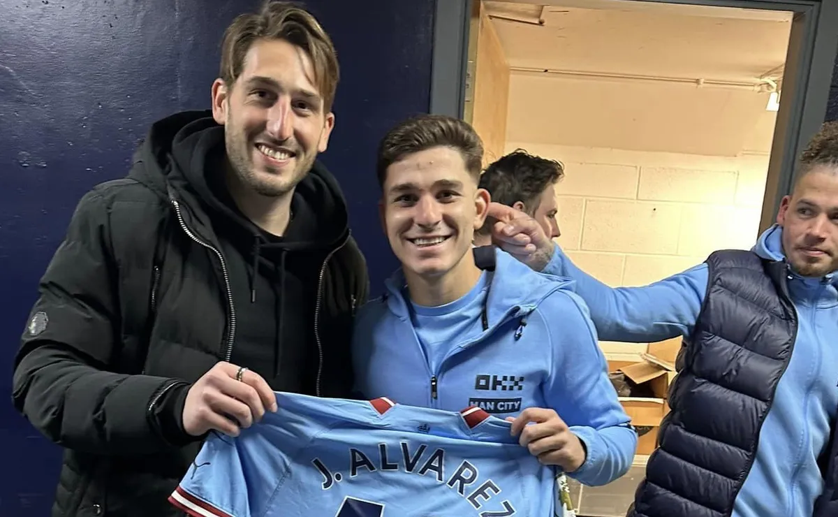 El reencuentro de Julián con Fran Ravizzoli, ex arquero de la Reserva de River.