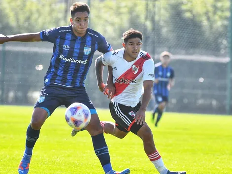 River se lo ganó sobre el final a Atlético Tucumán y volvió a la punta en Reserva