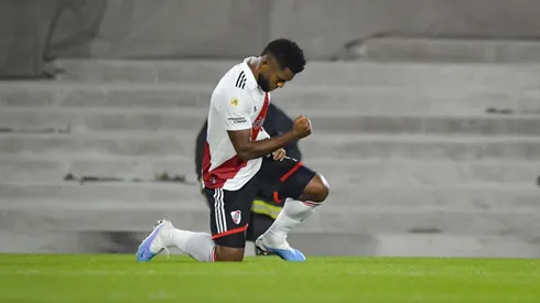 BUENOS AIRES, ARGENTINA - APRIL 23: Miguel Borja of River Plate celebrates after scoring the team's second goal during a Liga Profesional 2023 match between River Plate and Independiente at Estadio Mas Monumental Antonio Vespucio Liberti on April 23, 2023 in Buenos Aires, Argentina. (Photo by Marcelo Endelli/Getty Images)