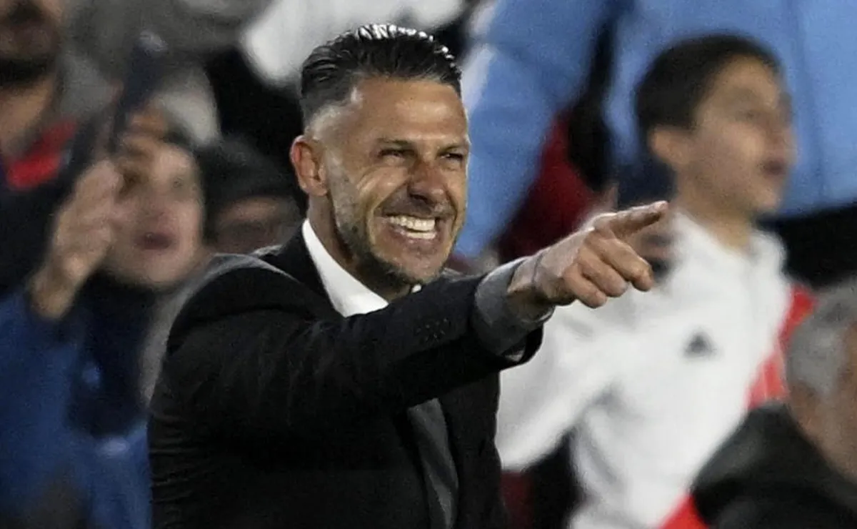 El DT millonario, feliz por la obtención de un triunfazo en la Copa Libertadores.
