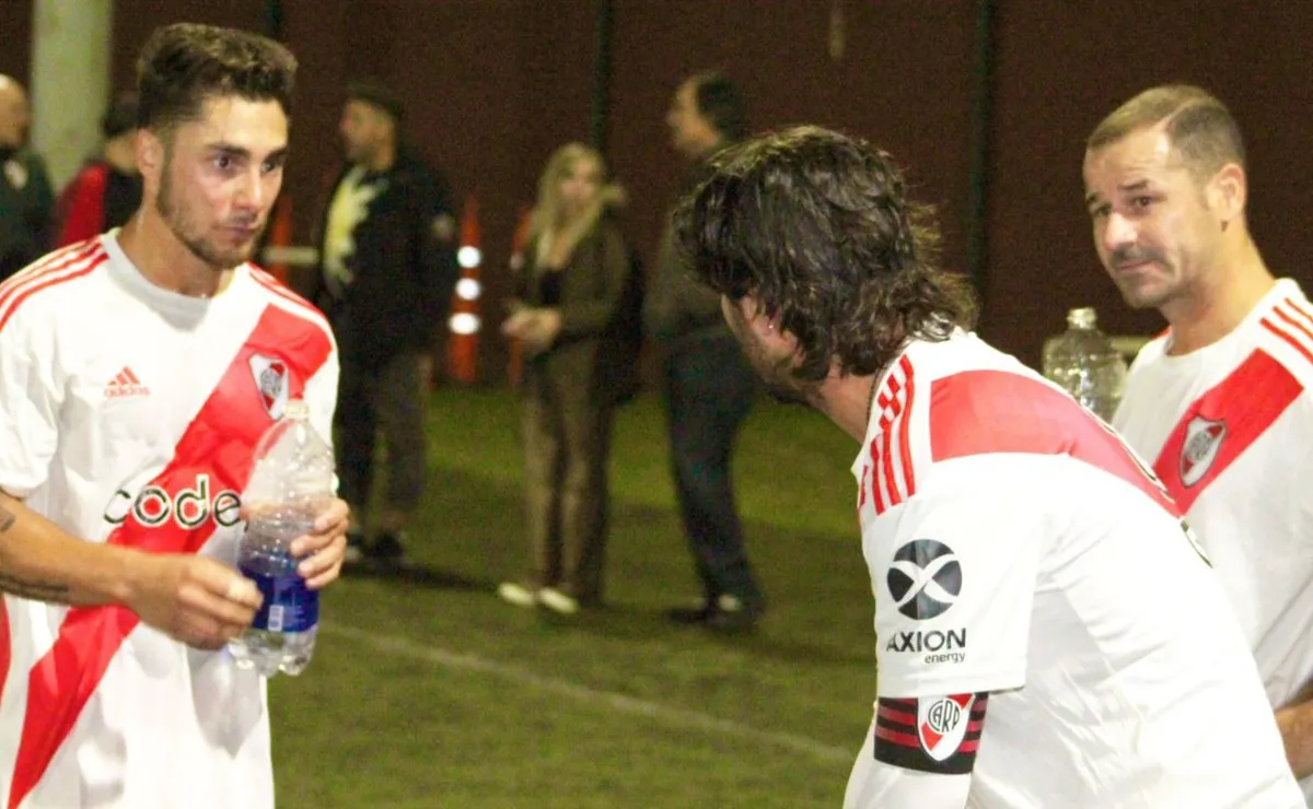 El volante de 31 años volvió a jugar con la banda roja en el equipo Senior