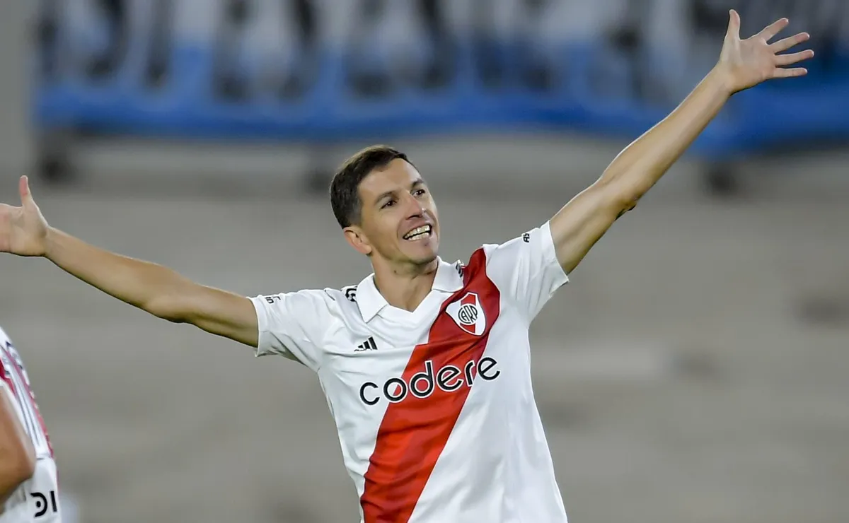 Nacho Fernández va por otro partido especial con la camiseta de River.