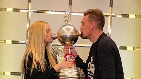 Daniela Rendón respaldó a su marido públicamente.