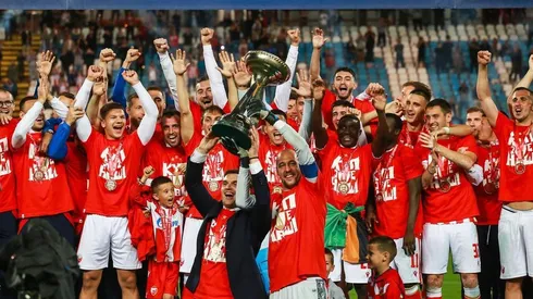 El ex River sumó otra vuelta olímpica en el Viejo Continente.