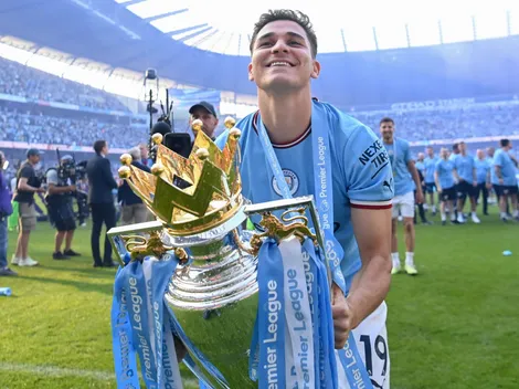 Del empujón de Ederson a la charla con Guardiola, así fueron los festejos de Julián tras ganar la Premier