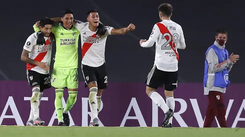 Casco, Enzo y Lecanda, el día del partido con Independiente Santa Fe. (Foto: Getty).