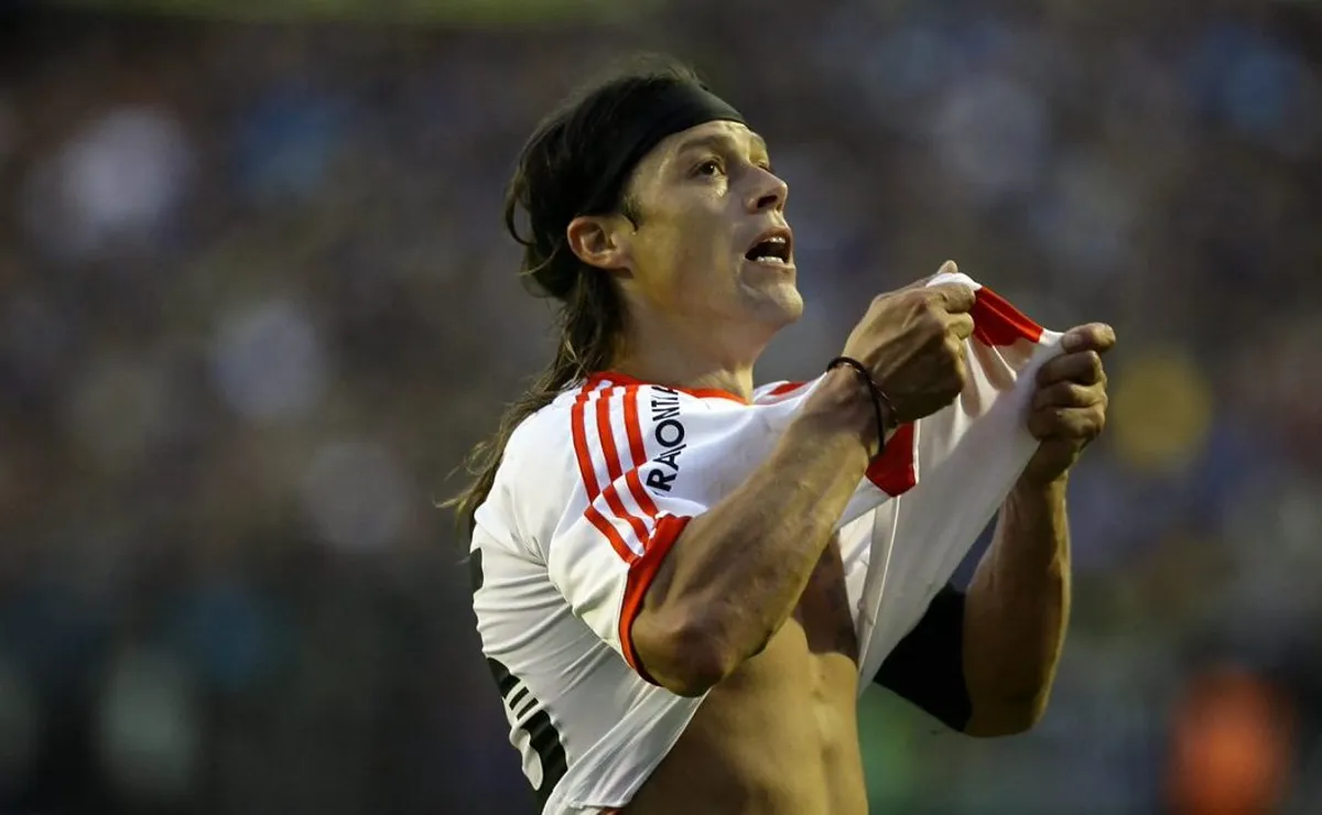 El Pelado Almeyda recordó su paso por River y explicó por qué no forma parte de la bandera de los ídolos.