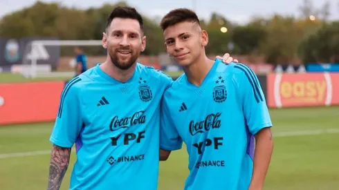Messi y Echeverri.