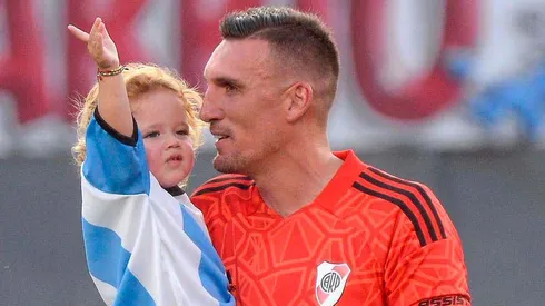 Otro homenaje para el arquero campeón del mundo.