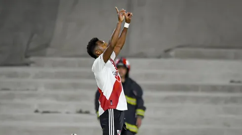 BUENOS AIRES, ARGENTINA - APRIL 23: Miguel Borja of River Plate celebrates after scoring the team's second goal during a Liga Profesional 2023 match between River Plate and Independiente at Estadio Mas Monumental Antonio Vespucio Liberti on April 23, 2023 in Buenos Aires, Argentina. (Photo by Marcelo Endelli/Getty Images)