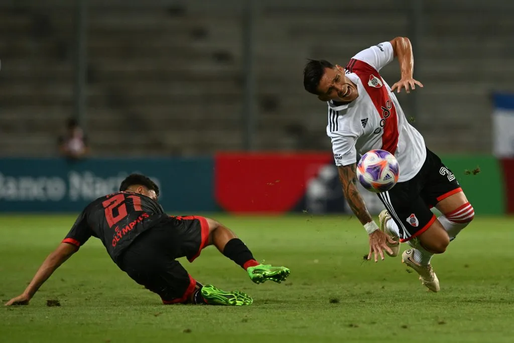 La patada que sacó a Kranevitter de las canchas por varios meses. (Foto: La Página Millonaria / Diego Haliasz).