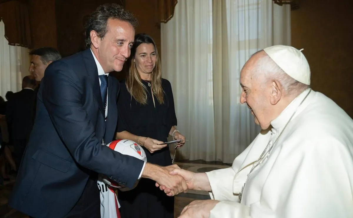 Ignacio Villarroel y el Papa Francisco.