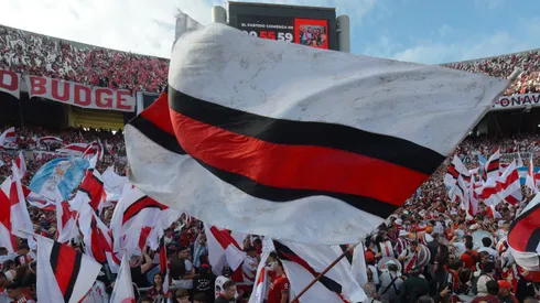 El Monumental se viste de fiesta para iniciar otra temporada.