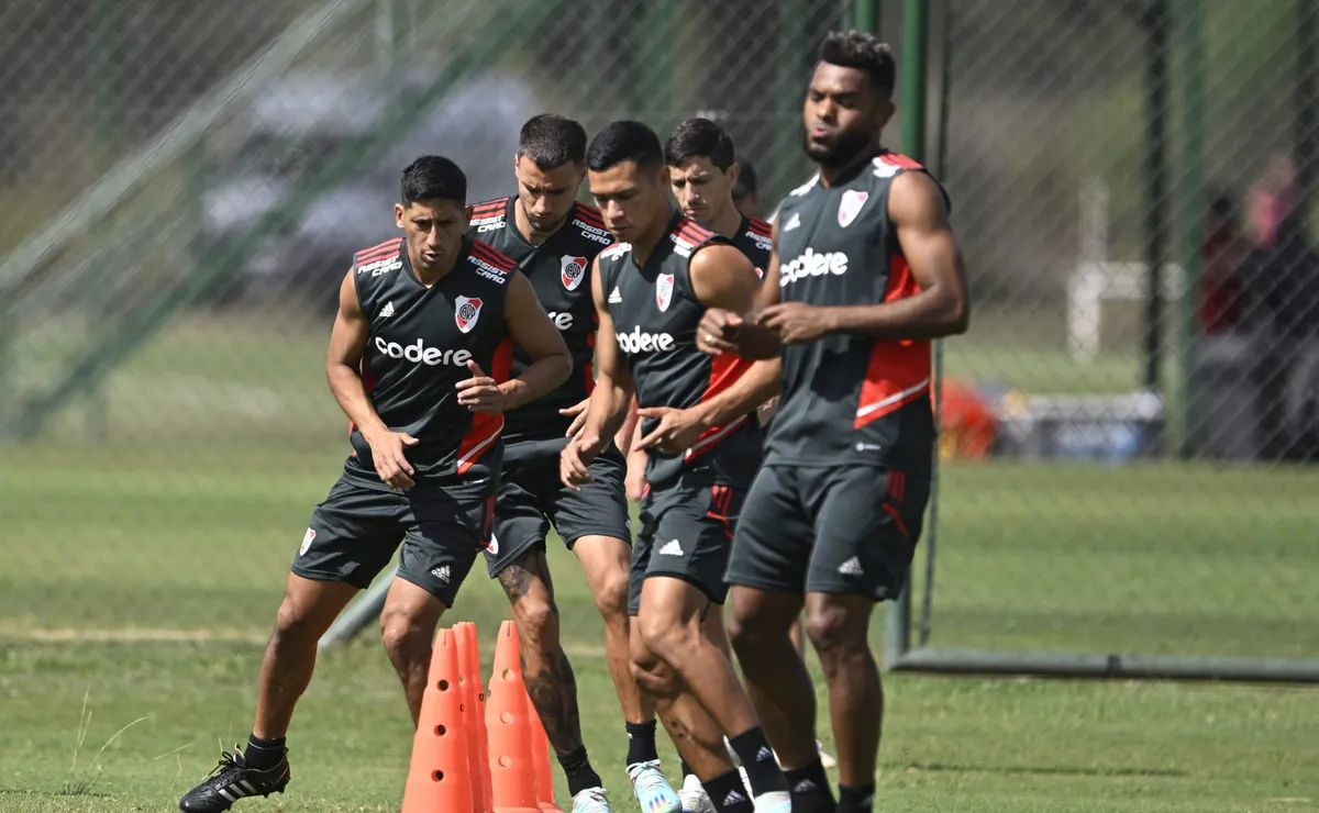 Demichelis recupera a un jugador para el grupo
