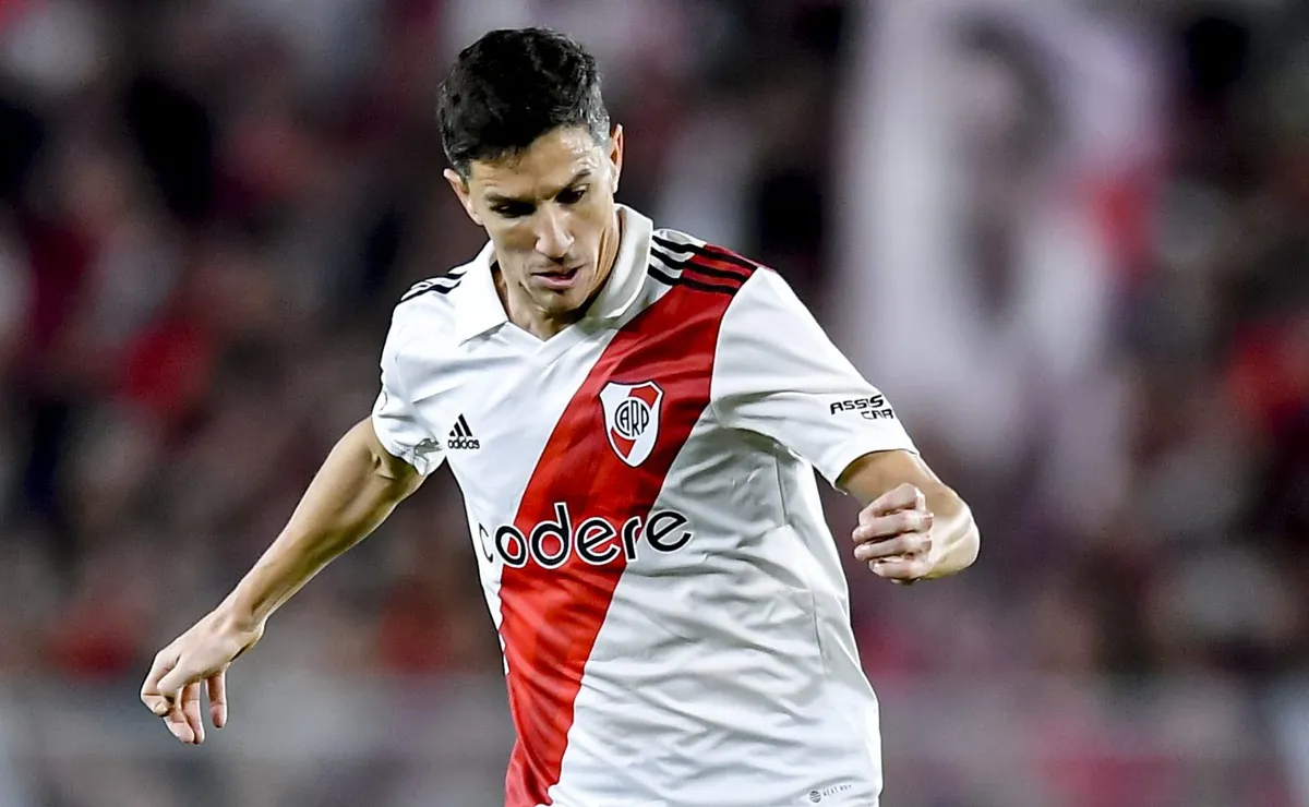 Nacho Fernández está al límite de amarillas.
