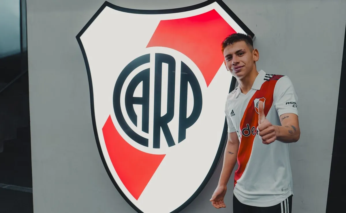 El Diablito Echverri define su futuro: ¿se queda o se va de River?