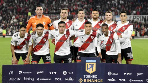 El once titular de River contra Instituto.