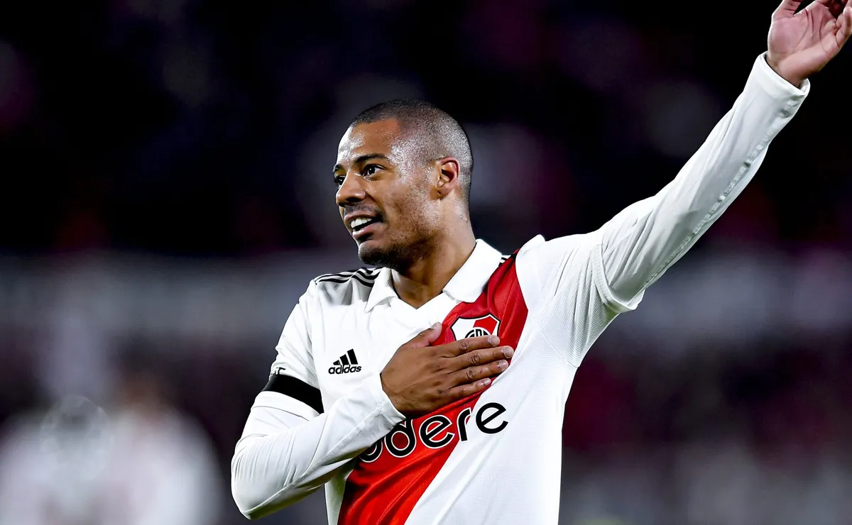 De La Cruz, una pieza fundamental para el equipo de Demichelis, se fue a Flamengo.