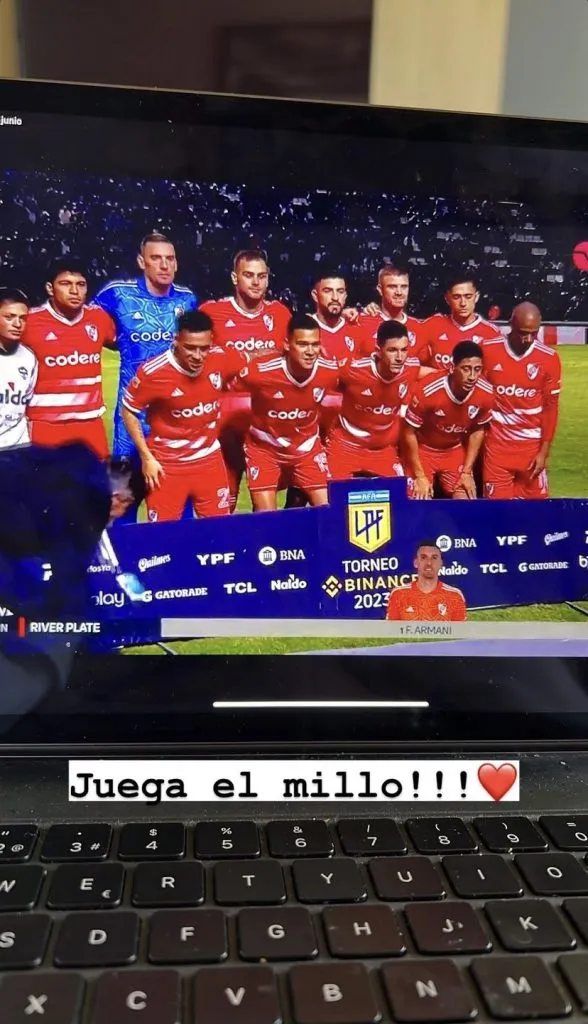 La foto que publicó Funes Mori alentando a River en su cuenta de Instagram.