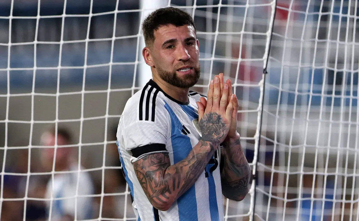 Nicolás Otamendi habló otra vez sobre su chance de jugar en River.