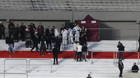 El cuerpo de médicos forenses trabajando en la Sívori Baja.