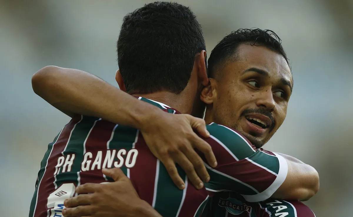 Fluminense volvió a festejar después de cinco partidos sin triunfos y sin marcar goles.