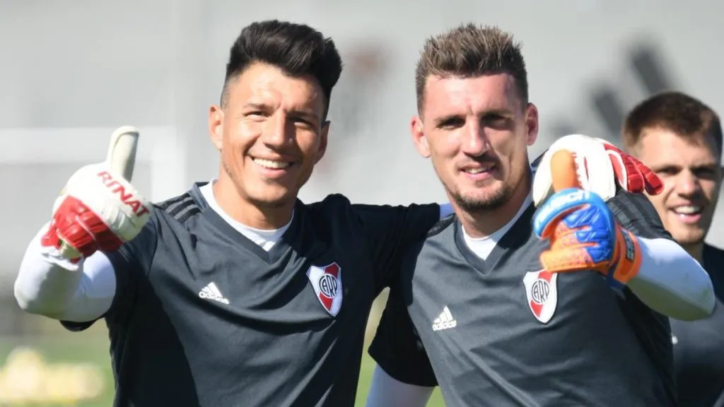 Como en las viejas épocas: Beto Bologna salió a respaldar al Pulpo.