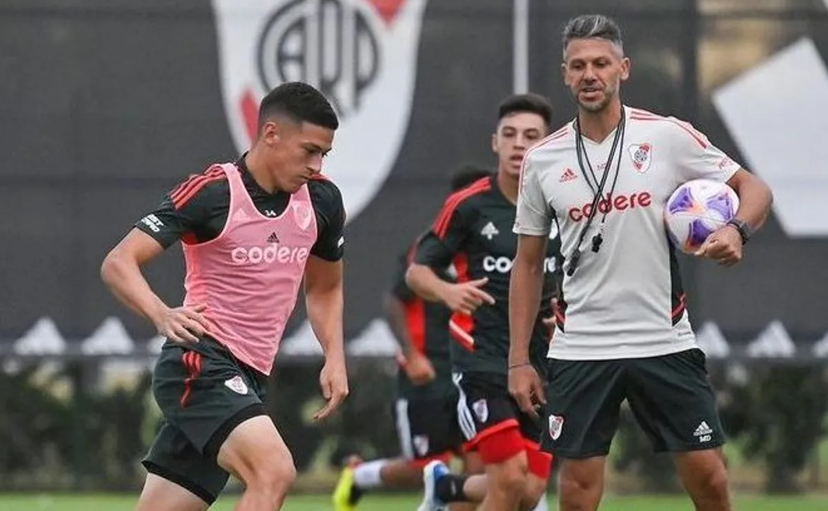 ¿Quiénes son los dos juveniles que sumó Demichelis a los entrenamientos de Primera?
