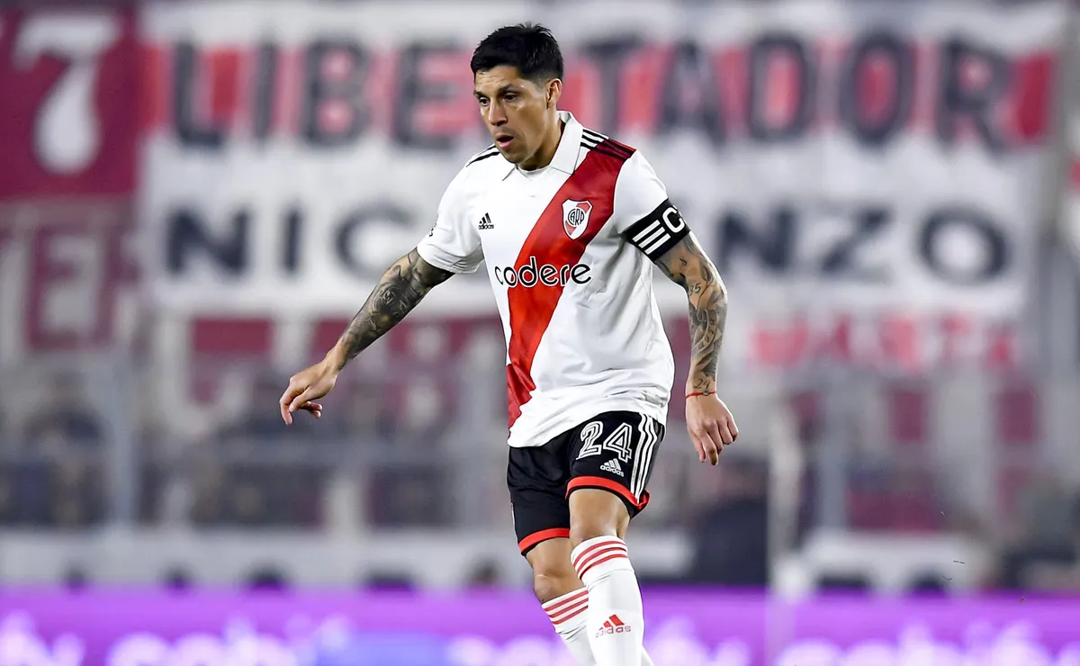 Enzo Pérez aún no respondió a la oferta de renovación que le hizo River.