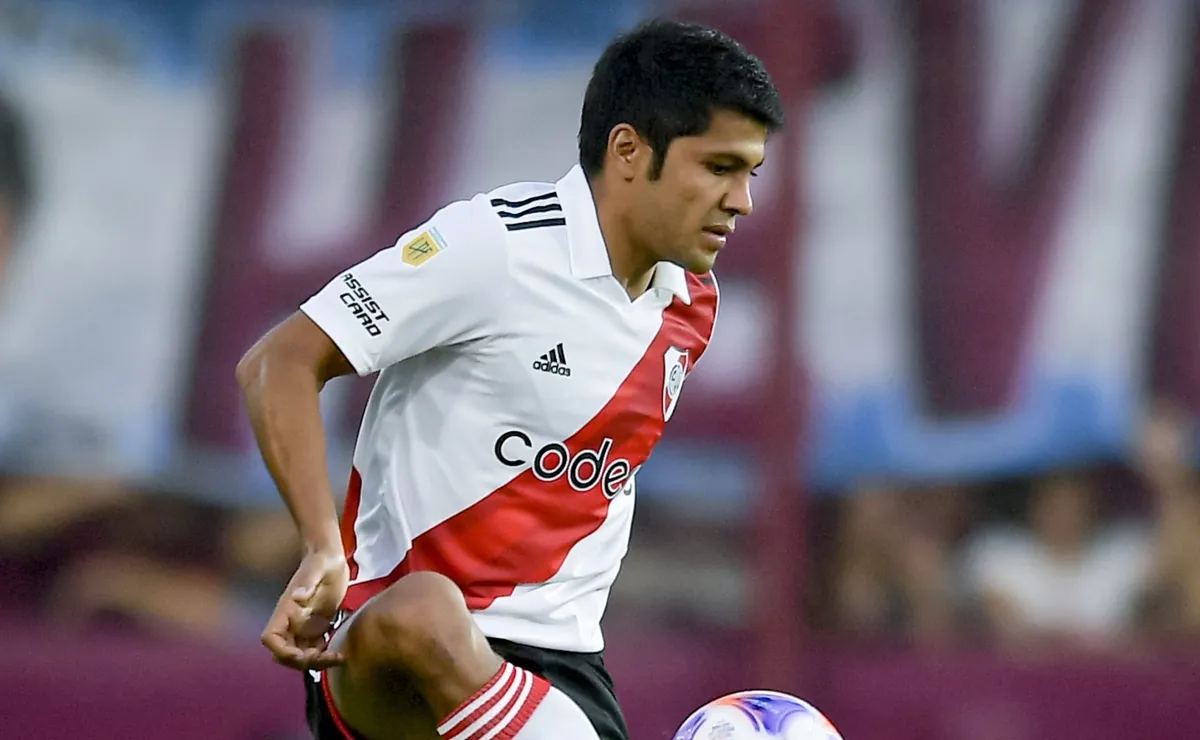 Robert Rojas.