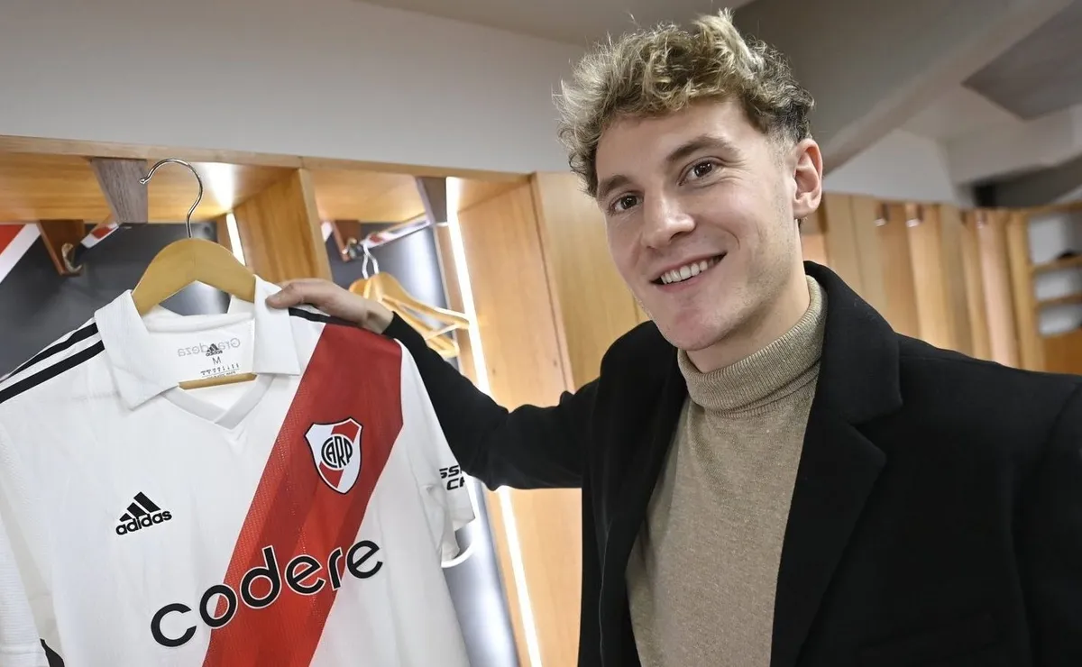 River presentó a Facundo Colidio con otra chicana a Boca