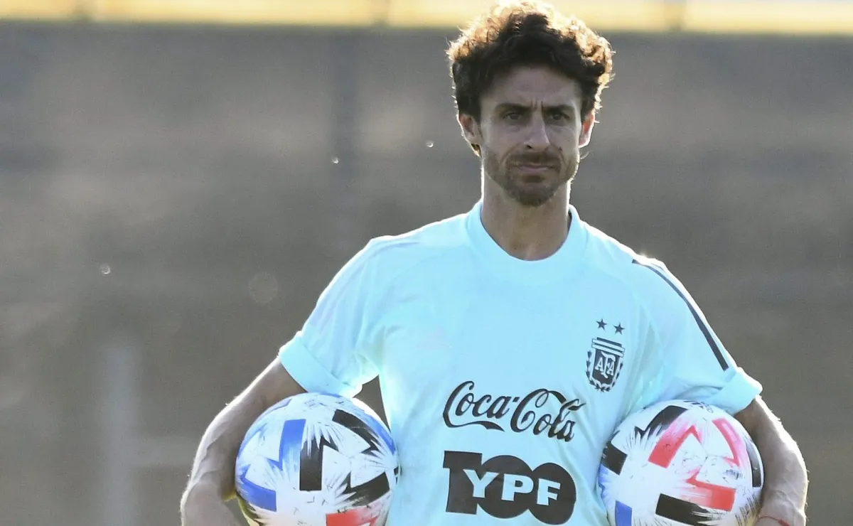 Pablo Aimar será el DT de Argentina vs. Perú.