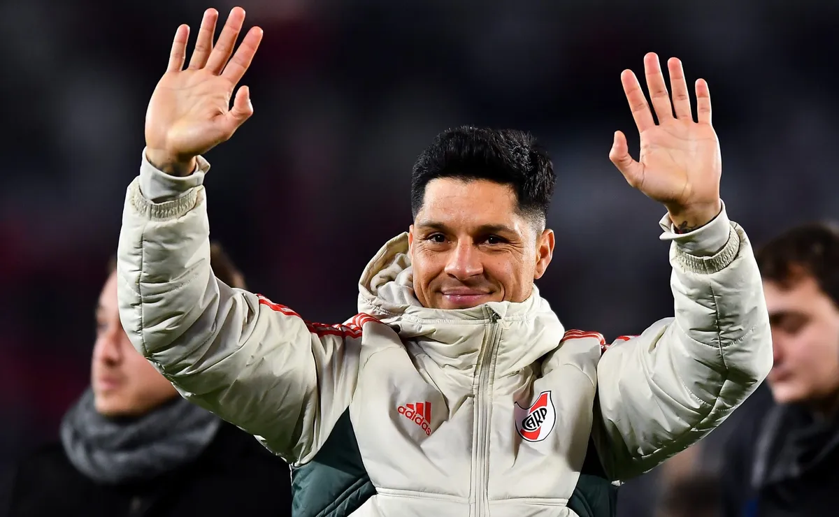 Enzo Pérez y un sugerente posteo en las redes sociales sobre su futuro.
