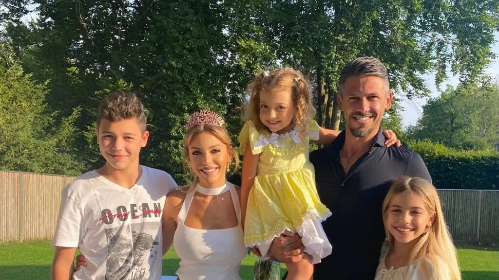 Demichelis, Evangelina y sus tres hijos.