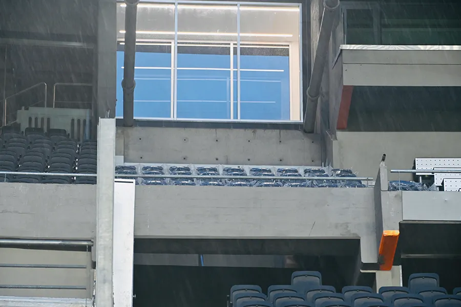 Así luce la unión de la Belgrano y la Centenario, con las butacas ya listas para estrenar (Prensa River)