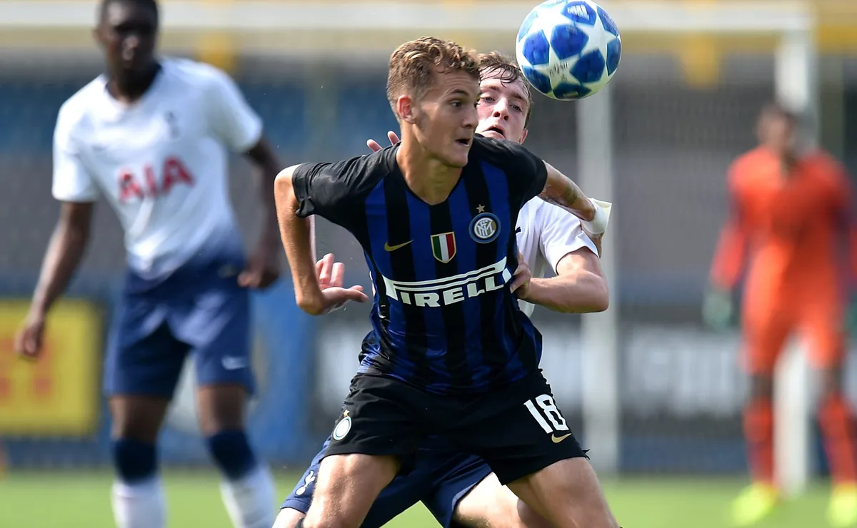 Colidio jugó en Inferiores del Inter.