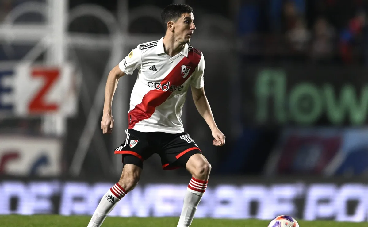 Nacho Fernández tiene una lesión en la espalda.