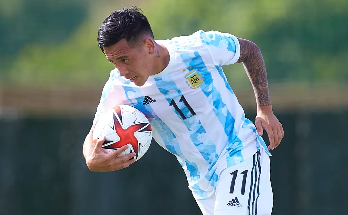 Esequiel Barco se prepara para desembarcar nuevamente en la Selección Argentina.