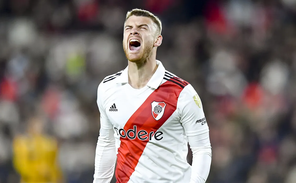 El Vikingo está muy cerca de pegar el salto a Europa.