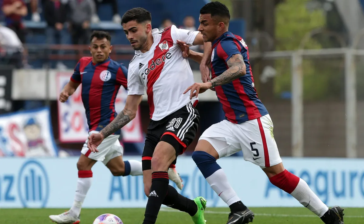 Simón actuó en 12 partidos a lo largo del año, solo en tres de ellos como titular.