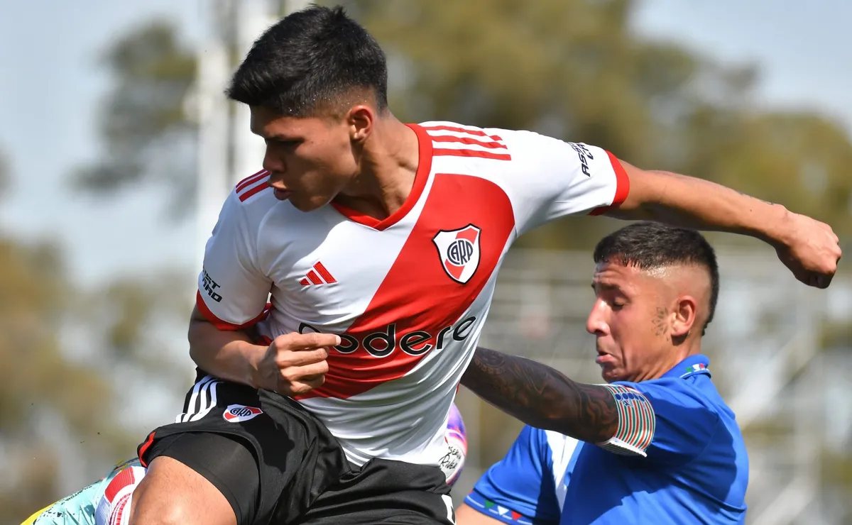 La Reserva disputó la tercera fecha frente a Vélez