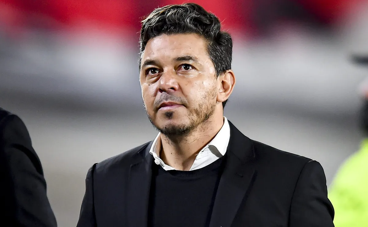 Marcelo Gallardo actualmente dirige al Al Ittihad y siempre evitó hablar del episodio con Merlo.
