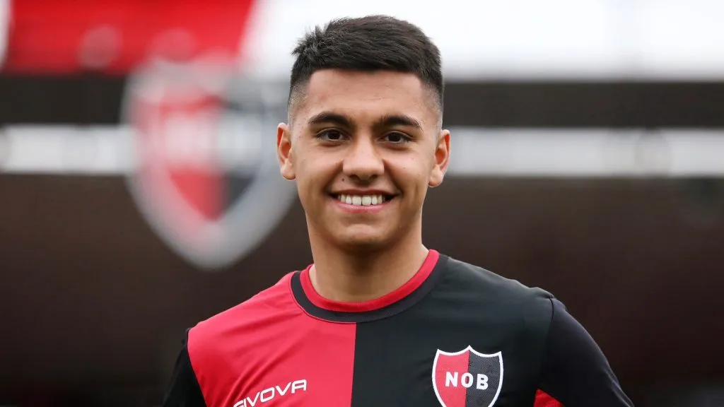 Esteban Fernández es otro de los que está sin club.