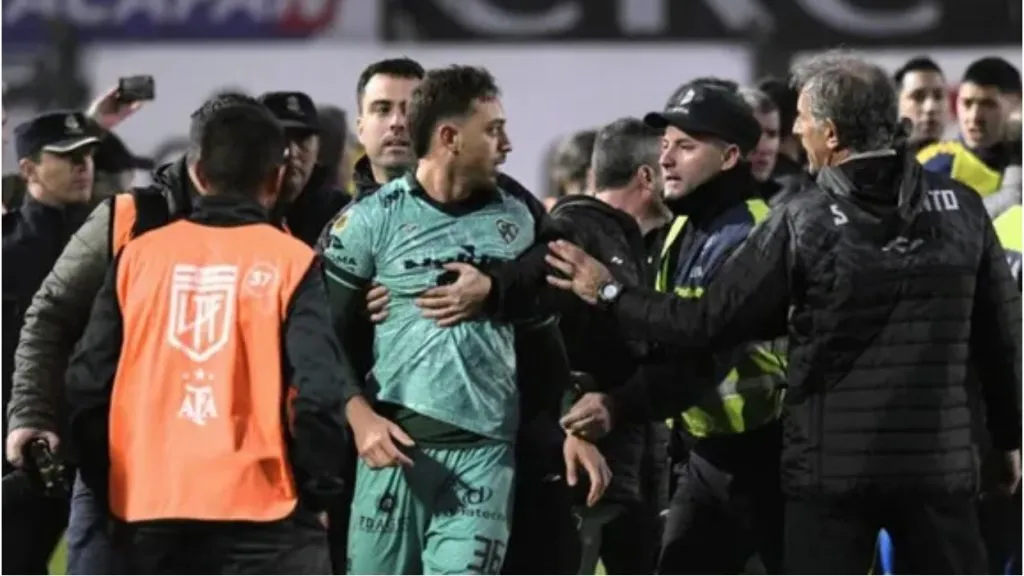 Nahuel Gallardo y su encontronazo con Benedetto en agosto de 2023.