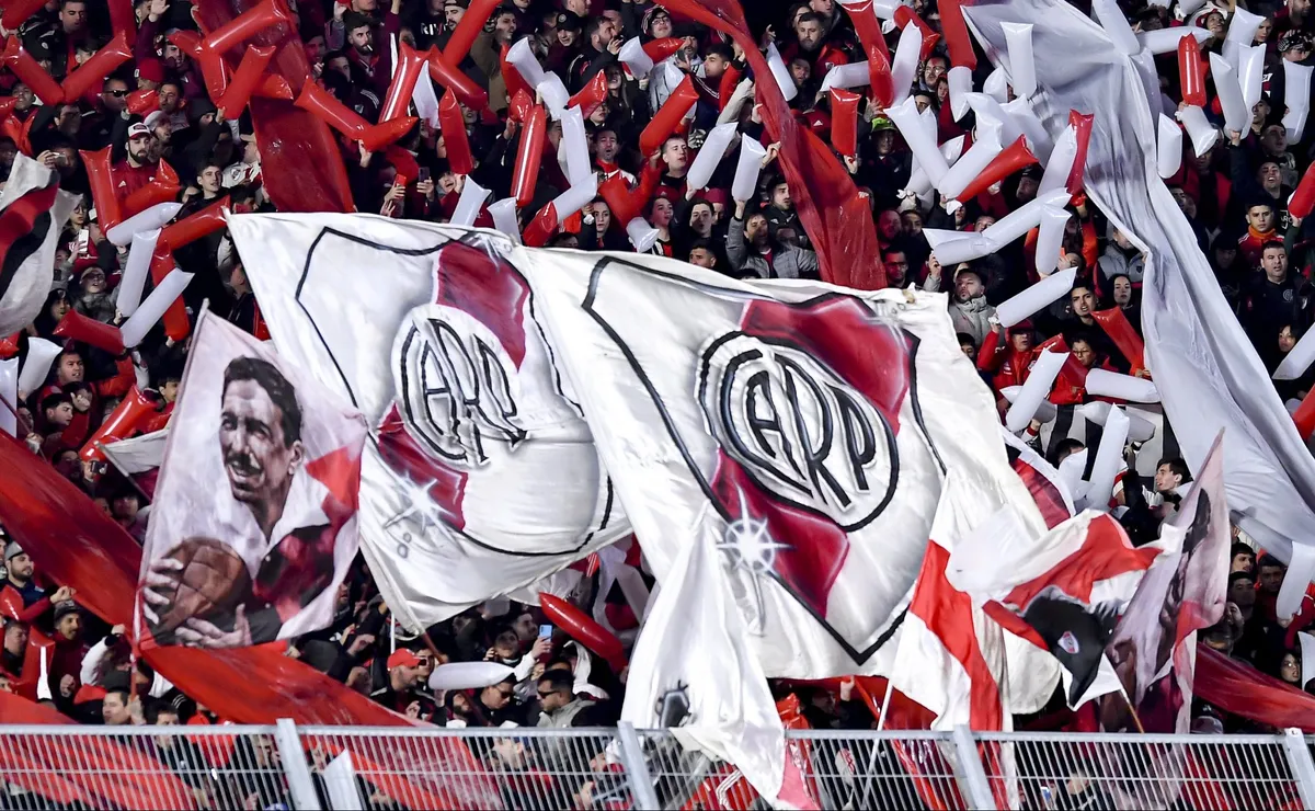 River se prepara para explotar el Madre de Ciudades.
