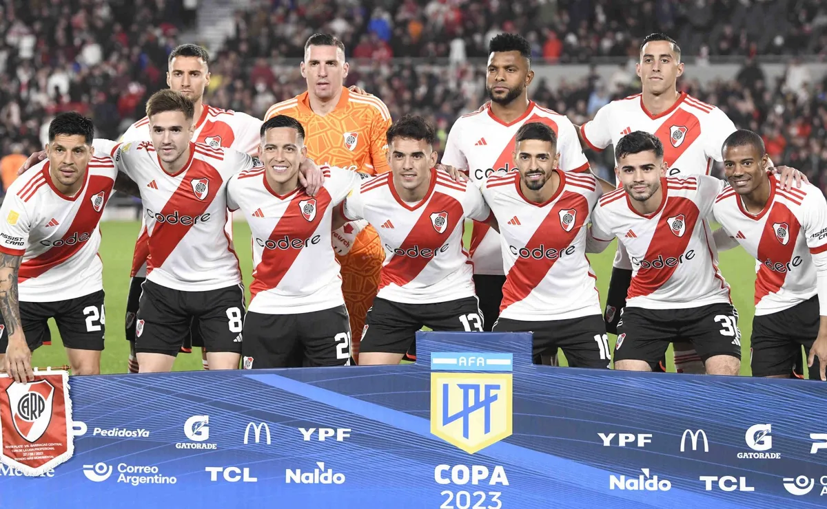 Los once de River que estuvieron desde el arranque ante Barracas.