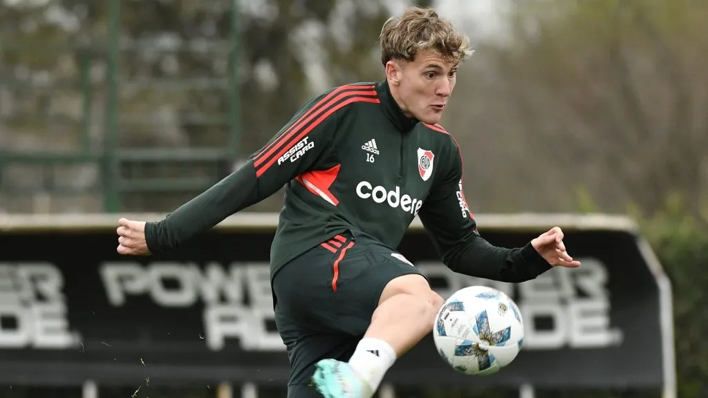 Facundo Colidio empieza a hacer méritos para ser titular.