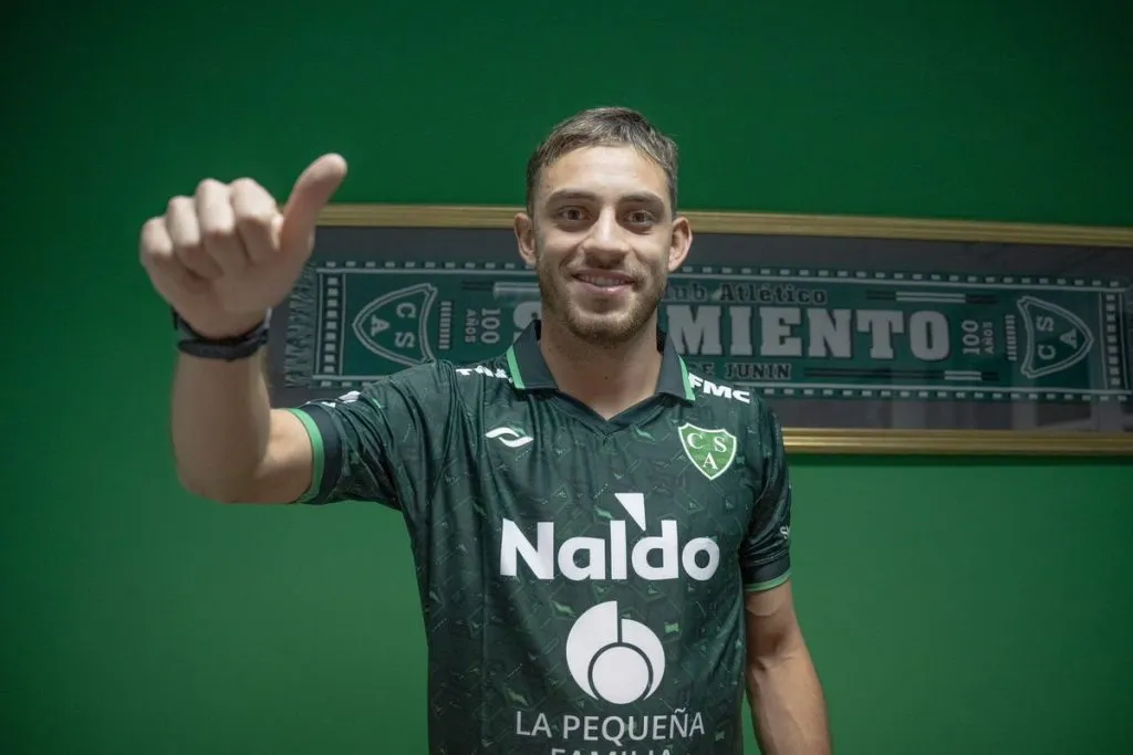 Nahuel Gallardo se fue libre de River a mediados de 2023: firmó en Sarmiento y luego recaló en Independiente Rivadavia.